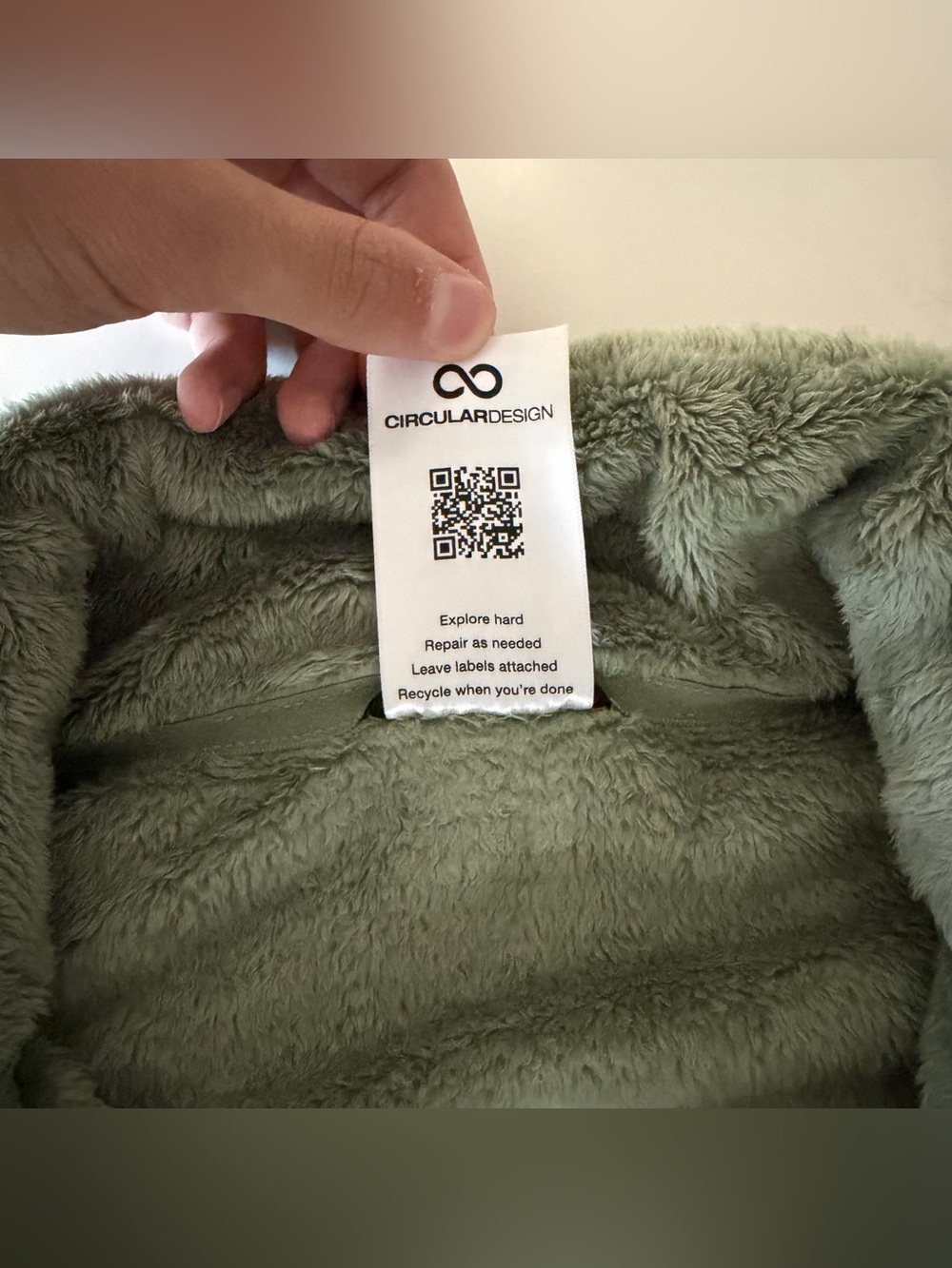 The North Face Women's Osito Jacket - Moss Large New with Tags - Picture 4 of 9